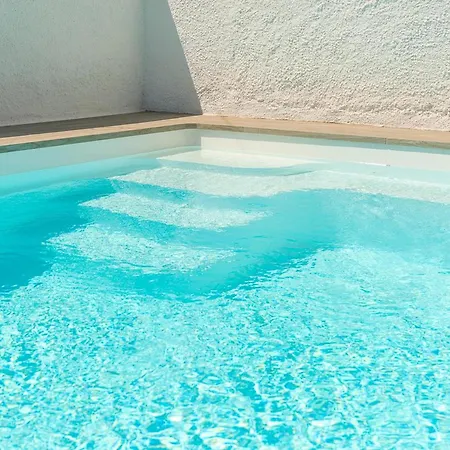 Casa Con Piscina Salada, Aire Acondicionado, Parking Y Wifi En - Es-325-10 *