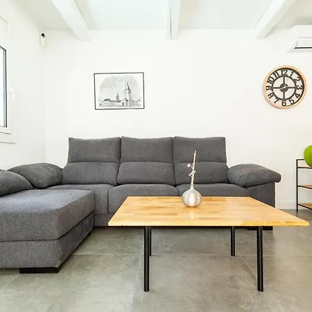 Casa Con Piscina Salada, Aire Acondicionado, Parking Y Wifi En - Es-325-10 بيت للعطل